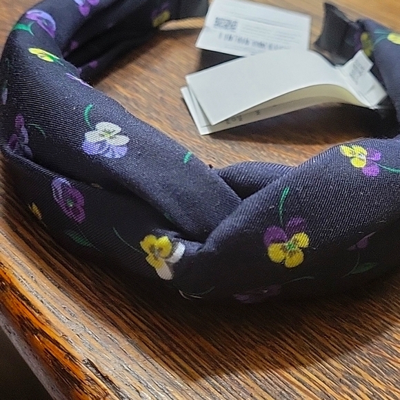 KATE SPADE PANSY TOSS TWISTED HEADBAND BLACK  NWT OUTSTOCK - Picture 3 of 6